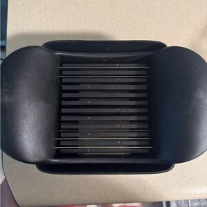 The Pampered Chef Black Veggie Slicer